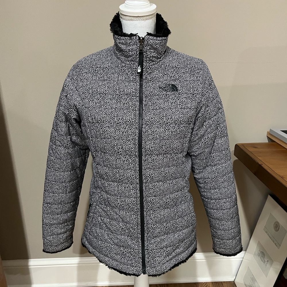 Northface girls size large reversible jacket
